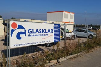 Container-Reinigung durch die Firma GLASKLAR Gebäudereinigung
