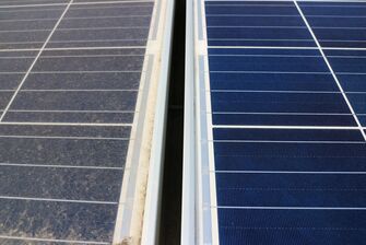 Photovoltaik-Module vor und nach der Reinigung