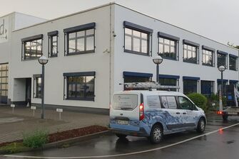 Industrie- und Hallenreinigung durch die Firma GLASKLAR Gebäudereinigung