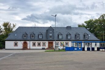 Verwaltungsgebäude der Autobahnmeisterei in Griesheim