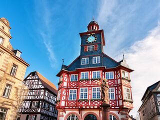 Rathaus und Fachwerkhäuser am Großen Markt in Heppenheim